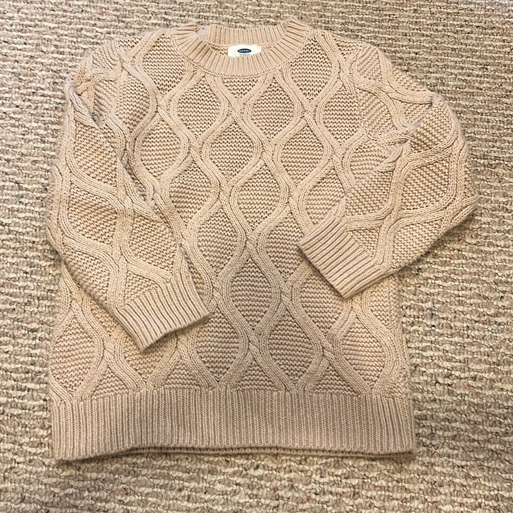 brown sweater